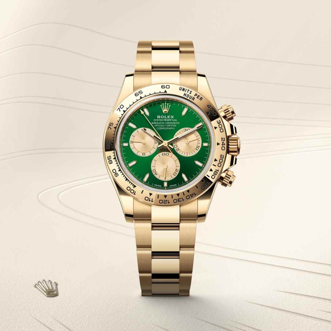 Con su escala taquimétrica, sus tres contadores y sus pulsadores, el Cosmograph Daytona se creó para ser la mejor herramienta de cronometraje de los pilotos de resistencia. El bisel presenta una escala taquimétrica que permite leer la velocidad media en una distancia determinada en función del tiempo cronometrado.  Esta escala ofrece una legibilidad óptima, lo que convierte el Cosmograph Daytona en el instrumento perfecto para medir la velocidad hasta las 400 unidades por hora, ya se trate de kilómetros o millas.